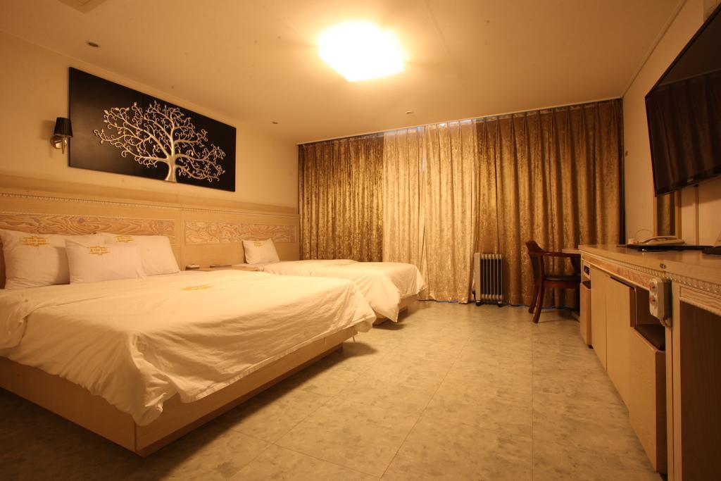 J-Top Hotel Siheung Oda fotoğraf